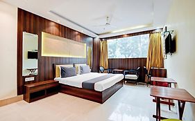 Hotel Motisarai Kolkata 4*