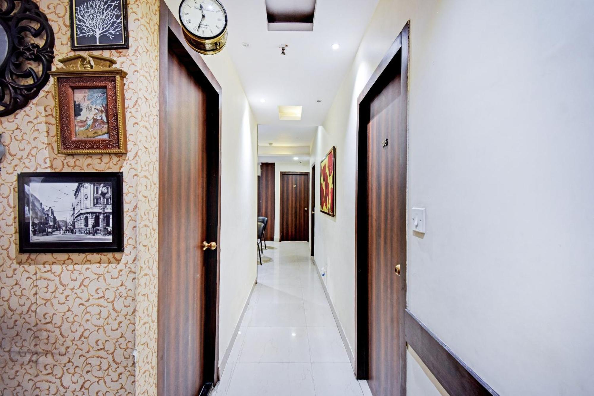 Collection O Motisarai Hotel Kolkata Exterior photo